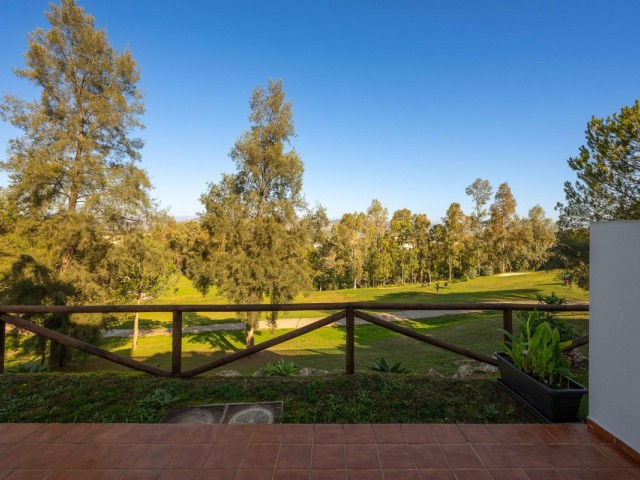 Maison mitoyenne avec 4 Chambres  à Alhaurín de la Torre
