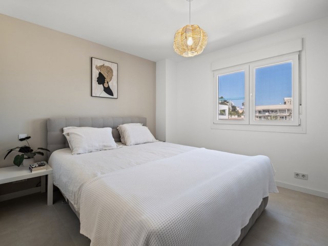 Appartement avec 3 Chambres  à La Carihuela