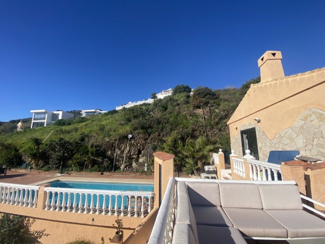 Villa avec 6 Chambres  à Mijas Costa