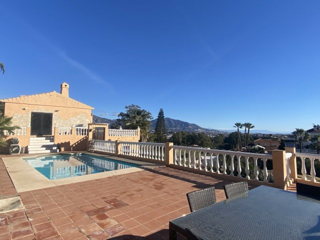 Villa Mijas Costa - R4954087