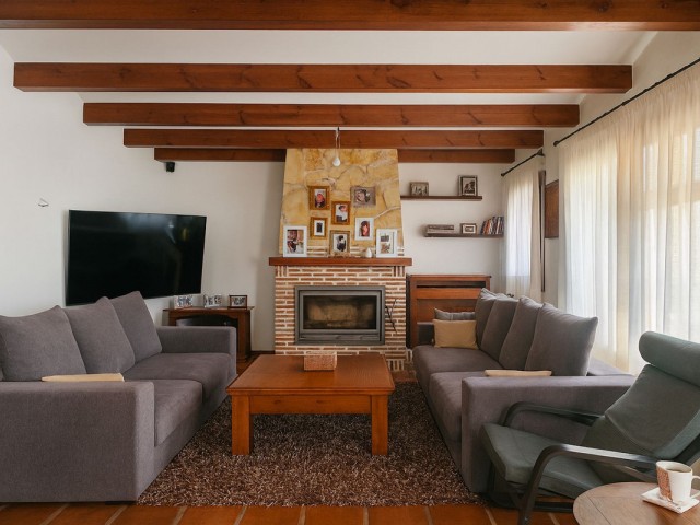 4 Schlafzimmer Villa in Istán