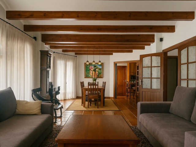 4 Schlafzimmer Villa in Istán