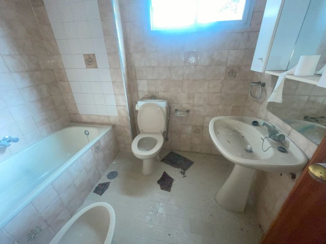 3 Bedrooms Apartment in Estepona