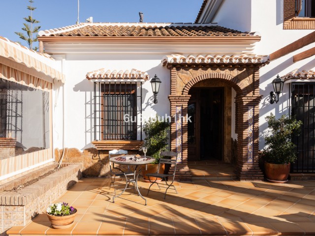 Maison mitoyenne avec 5 Chambres  à Alhaurín el Grande