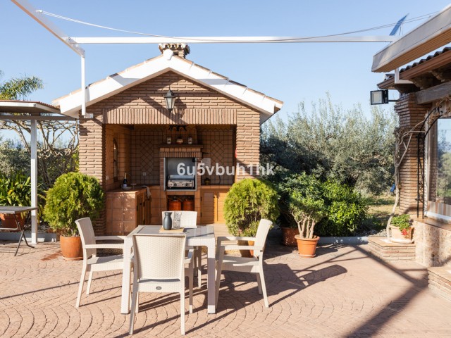 5 Slaapkamer Rijtjeshuis in Alhaurín el Grande