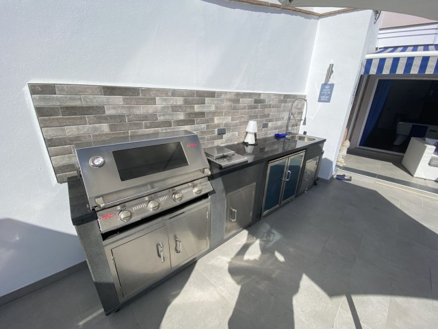 5 Bedrooms Villa in Torremolinos