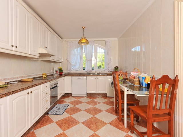 Villa avec 4 Chambres  à Benalmadena