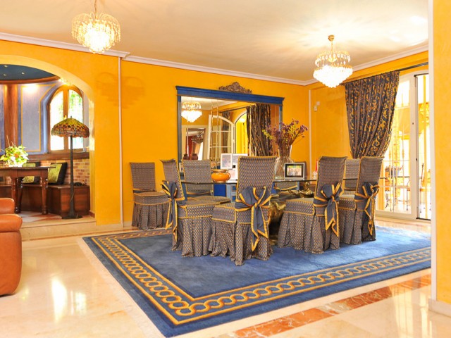 Villa avec 4 Chambres  à Benalmadena