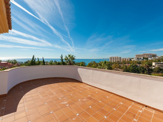 Villa avec 4 Chambres  à Benalmadena