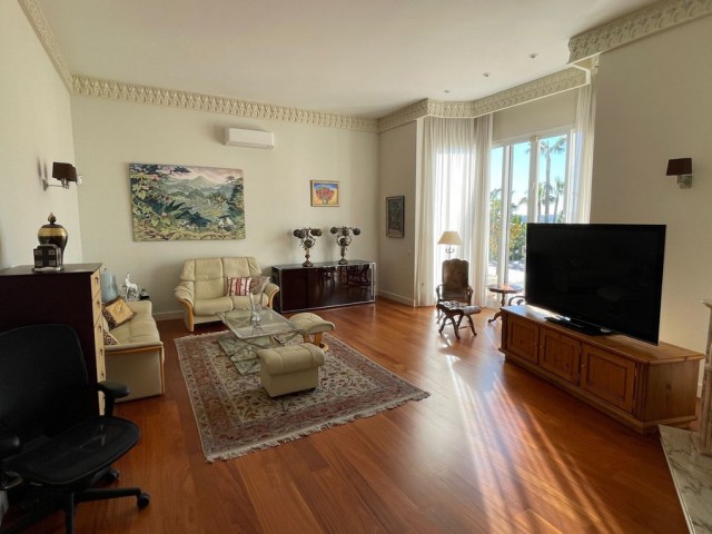 Villa avec 5 Chambres  à Mijas