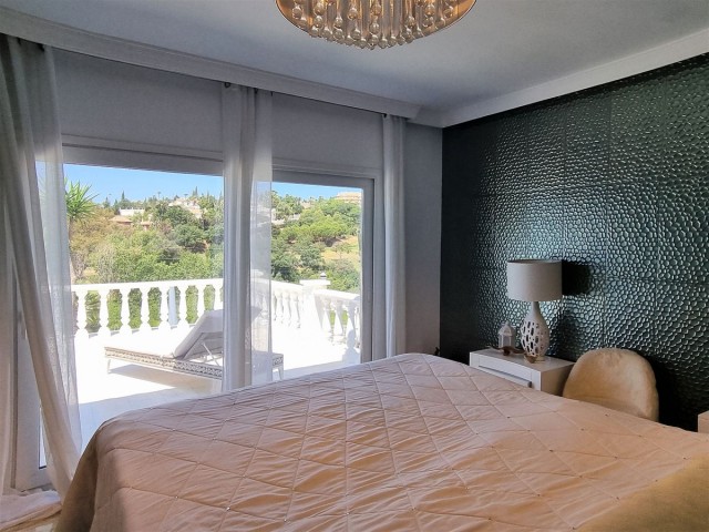 Villa avec 5 Chambres  à Elviria