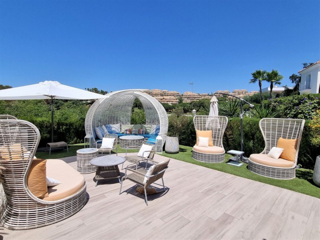 Villa avec 5 Chambres  à Elviria