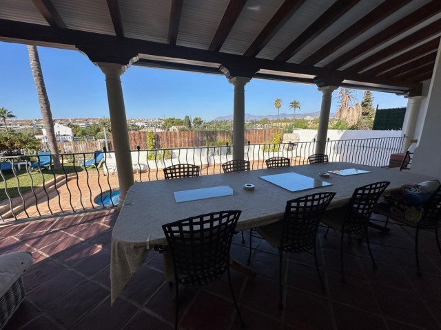 5 Bedrooms Villa in San Pedro de Alcántara