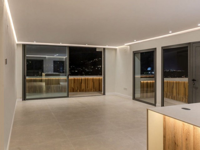 Penthouse in Nueva Andalucía