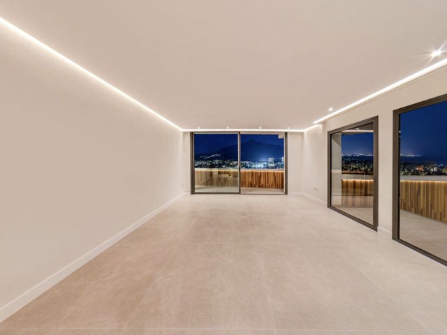 Penthouse in Nueva Andalucía