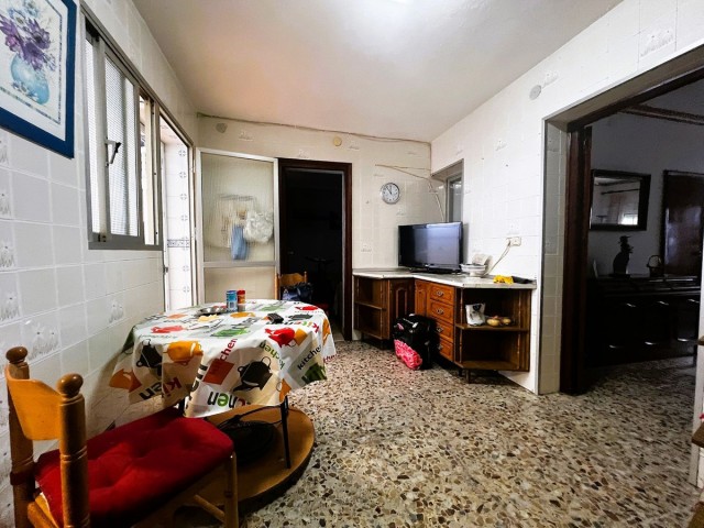 Adosado con 3 Dormitorios  en Fuengirola