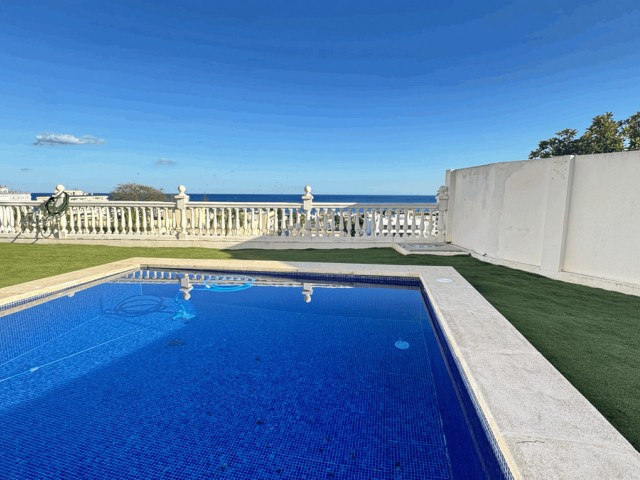 2 Bedrooms Apartment in Torremolinos