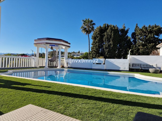 5 Schlafzimmer Villa in El Chaparral