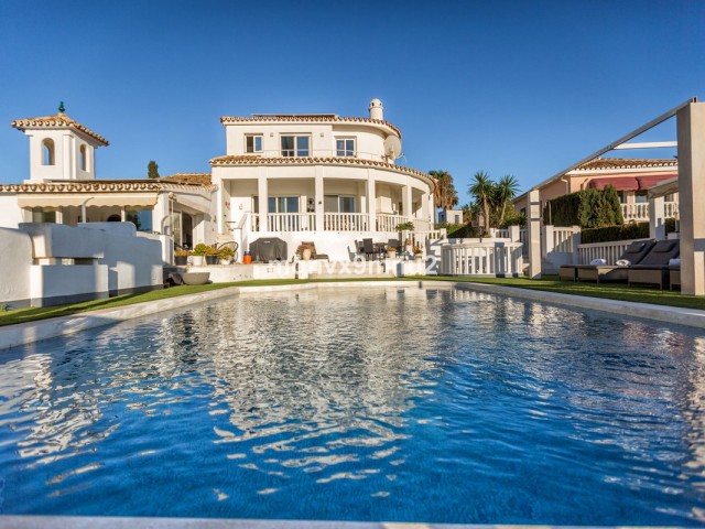 5 Schlafzimmer Villa in El Chaparral