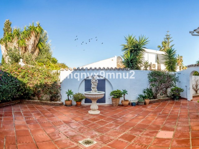 5 Schlafzimmer Villa in El Chaparral