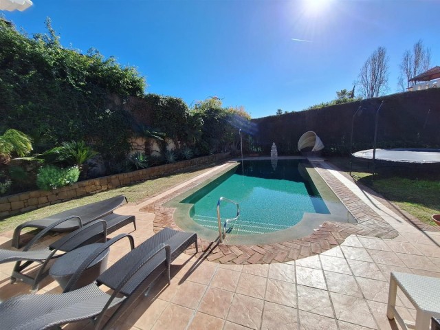 4 Bedrooms Villa in Puerto Banús