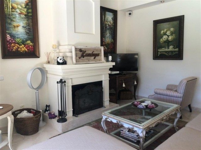 4 Bedrooms Villa in Puerto Banús