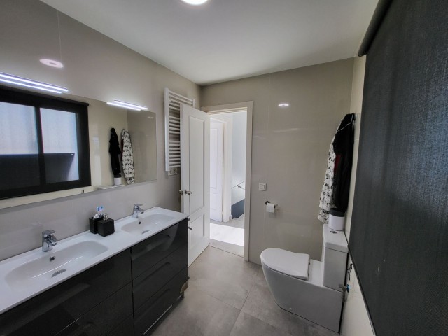 4 Bedrooms Townhouse in Guadalmina Alta