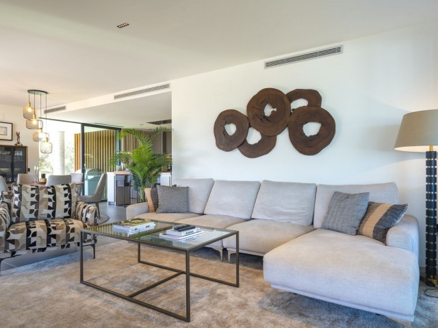 3 Bedrooms Apartment in Sotogrande