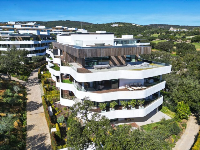 3 Bedrooms Apartment in Sotogrande