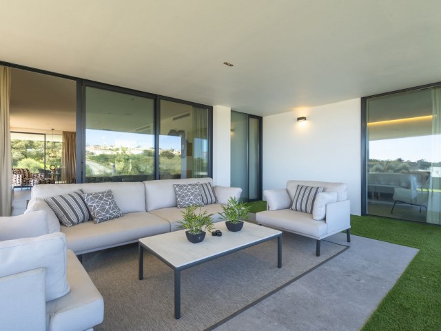 3 Bedrooms Apartment in Sotogrande