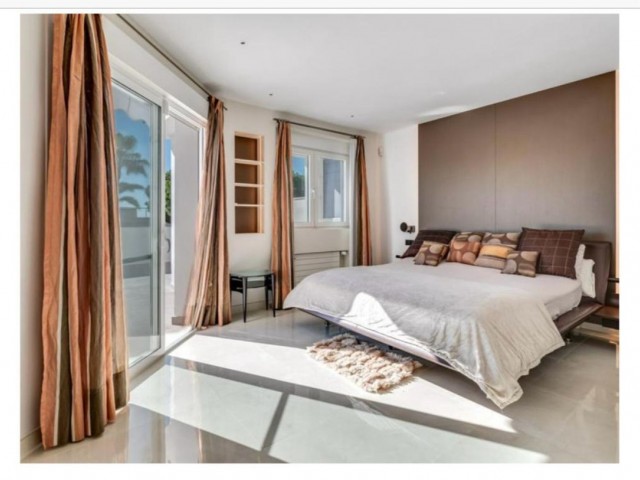 4 Sovrums Villa i Marbesa