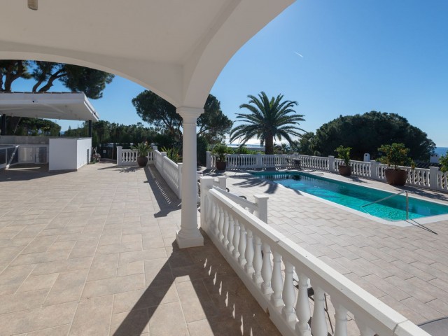 3 Schlafzimmer Villa in Elviria