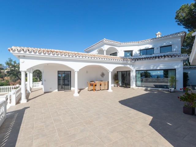 3 Schlafzimmer Villa in Elviria