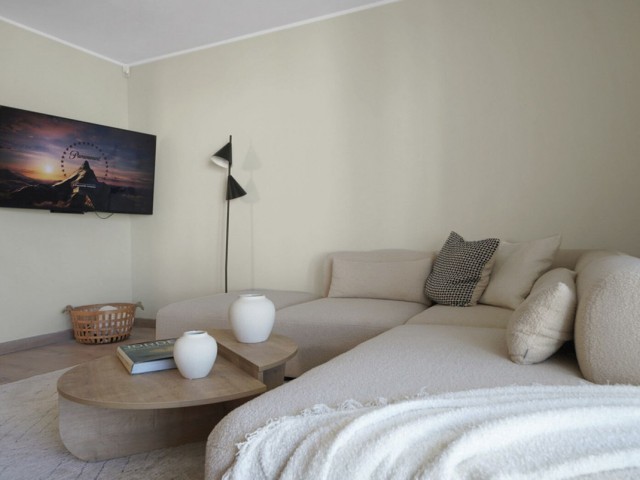 2 Bedrooms Apartment in Calahonda