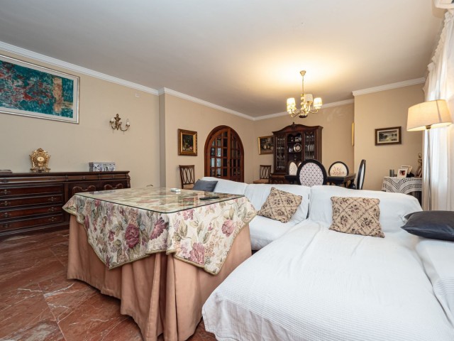 5 Bedrooms Townhouse in Fuengirola