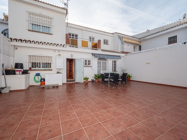 5 Bedrooms Townhouse in Fuengirola