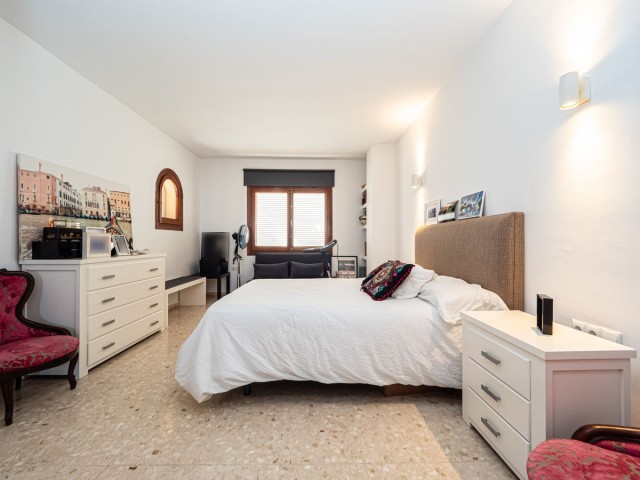 5 Bedrooms Townhouse in Fuengirola