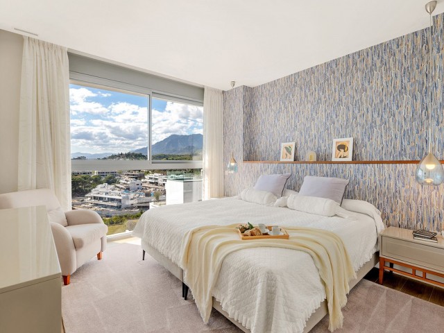 Ático con 4 Dormitorios  en Santa Clara