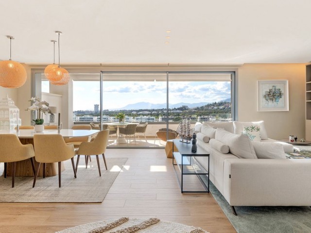 Penthouse, Santa Clara, R4346290