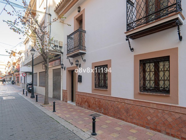 Villa avec 5 Chambres  à Fuengirola