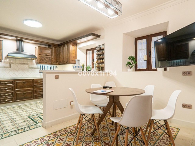 Villa avec 5 Chambres  à Fuengirola