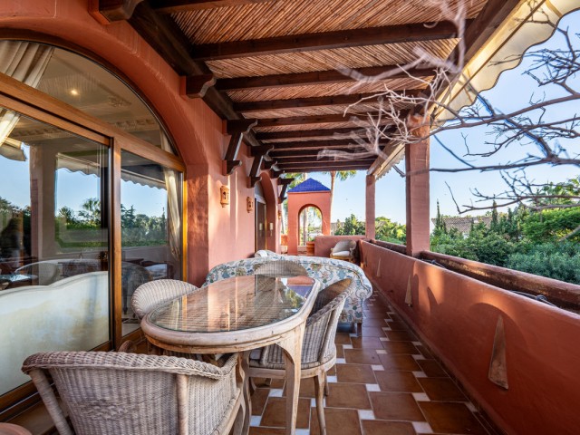 5 Soveroms Leilighet i Guadalmina Baja