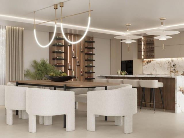 5 Bedrooms Villa in Elviria