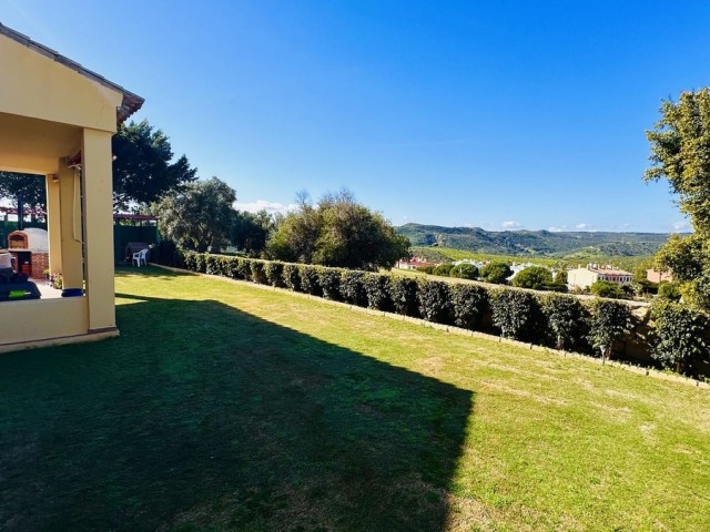 3 Bedrooms Villa in La Duquesa
