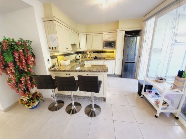 3 Slaapkamer Rijtjeshuis in Miraflores