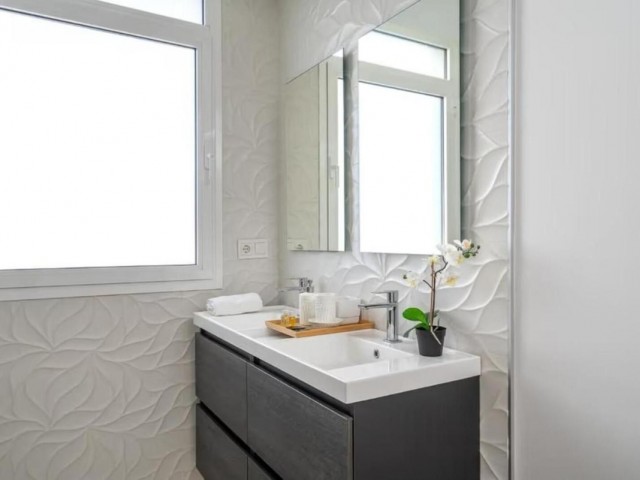 Appartement avec 4 Chambres  à La Cala