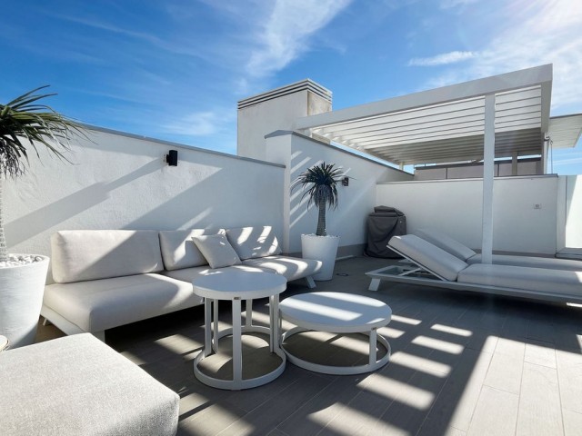 Kattohuoneisto New Golden Mile