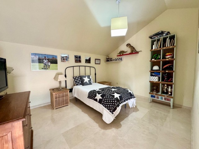 Apartamento con 6 Dormitorios  en Sotogrande Marina