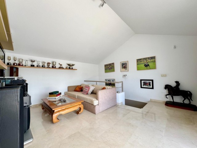 Apartamento con 6 Dormitorios  en Sotogrande Marina