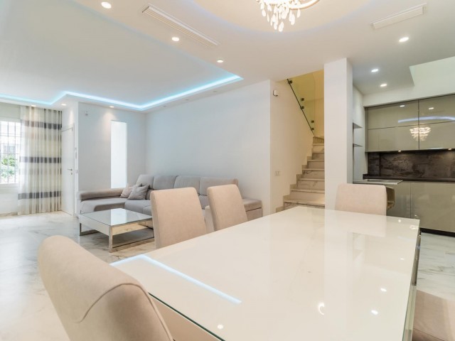 3 Soveroms Rekkehus i Estepona